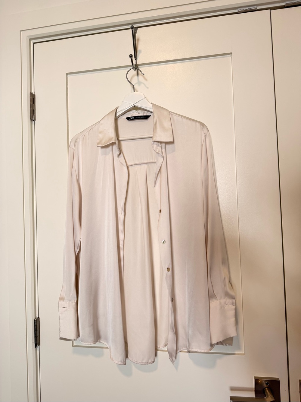 Zara women's Light Cream Button-Down Shirt